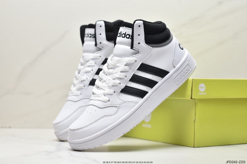 Adidas Sneakers